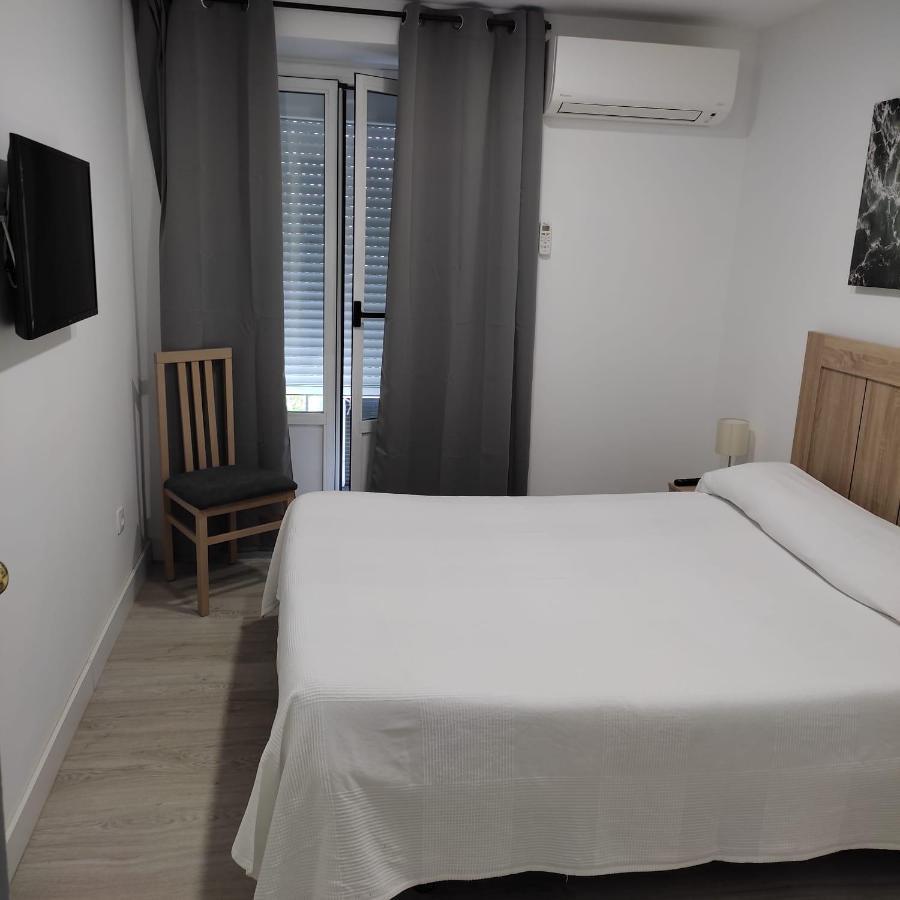 Hostal Castilla Aranjuez Exterior photo