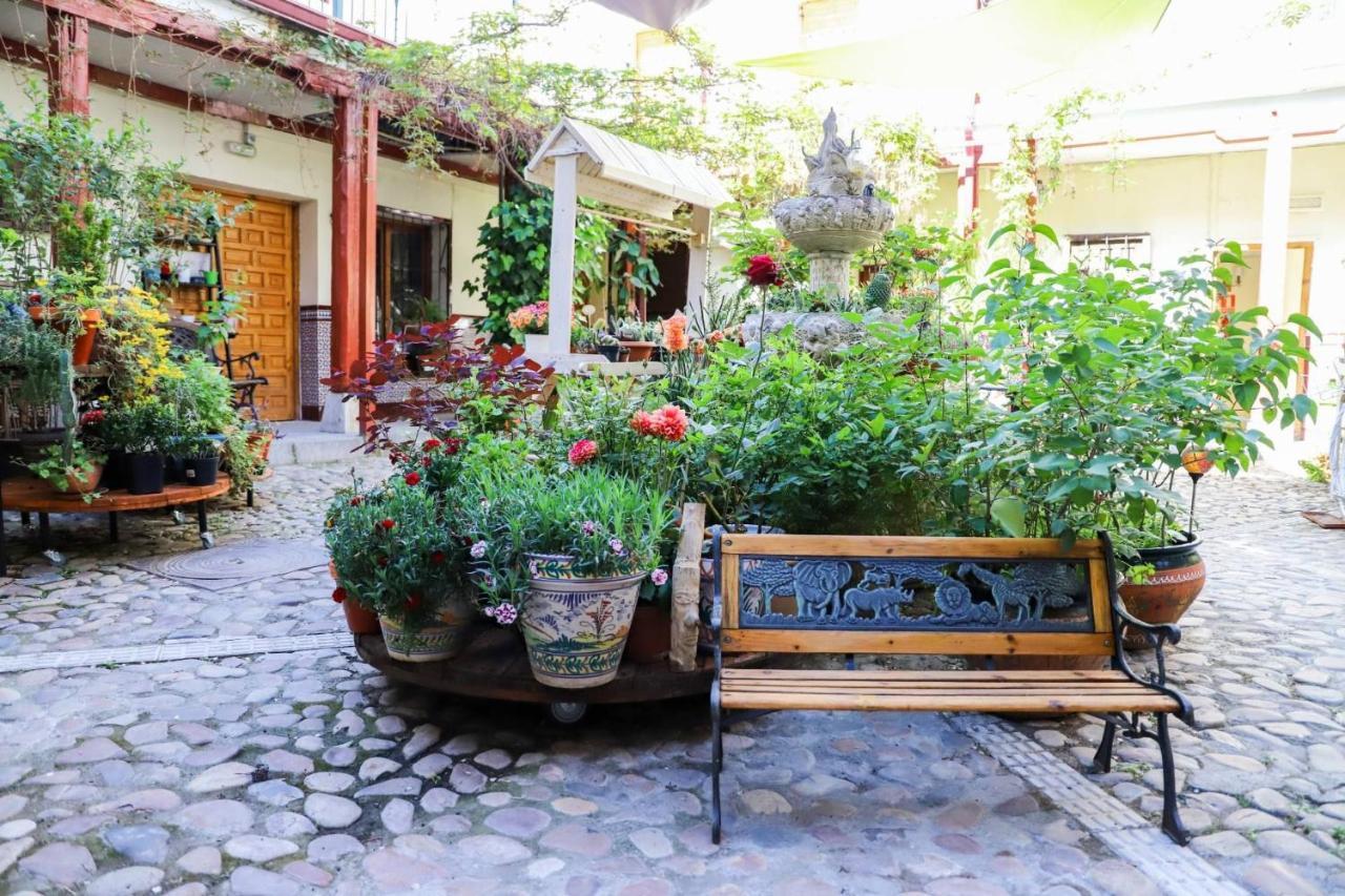 Hostal Castilla Aranjuez Exterior photo