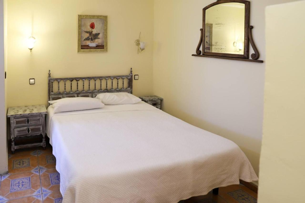 Hostal Castilla Aranjuez Exterior photo